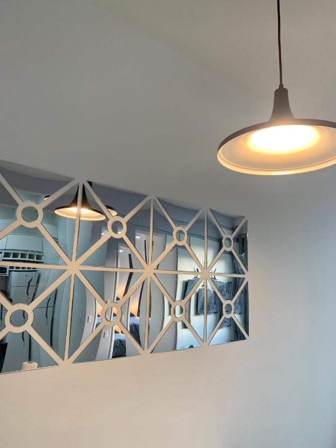 707- Apartamento Encantador, Amplo E Decorado, Quarto, Sala, Cozinha, Mobiliario Moderno, Cozinha Completa Com Utensilios , Excelente Vista Da Cidade E Localizacao Privelegiada No Bairro Bigorrilho Curitiba Esterno foto