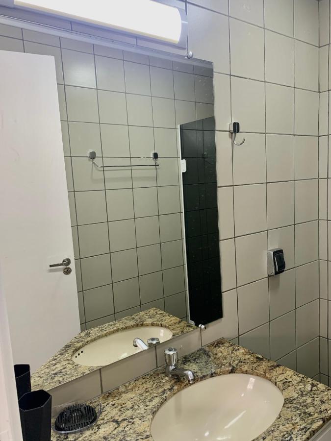 707- Apartamento Encantador, Amplo E Decorado, Quarto, Sala, Cozinha, Mobiliario Moderno, Cozinha Completa Com Utensilios , Excelente Vista Da Cidade E Localizacao Privelegiada No Bairro Bigorrilho Curitiba Esterno foto